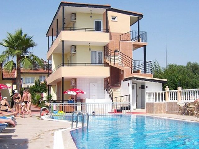 Otel Sayanora 4*